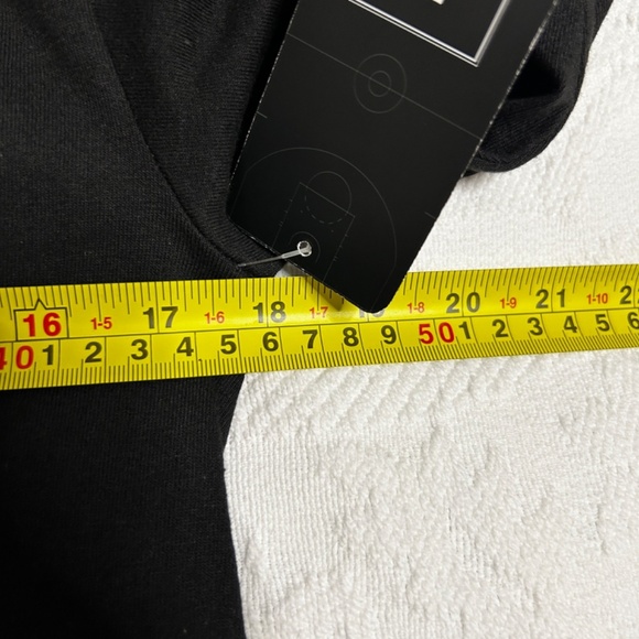 NWT Toronto Raptors Men's Small Long Sleeve T-Shirt Basketball NBA Fandom - Picture 9 of 10